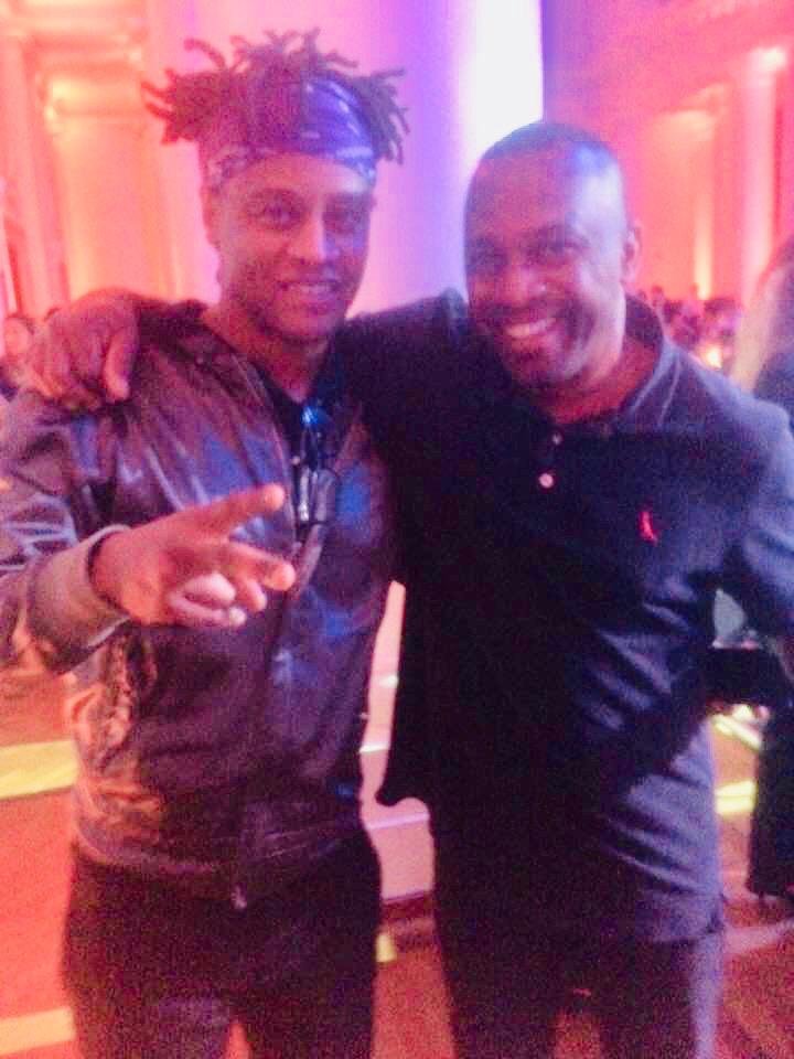 Tony Garrido e França