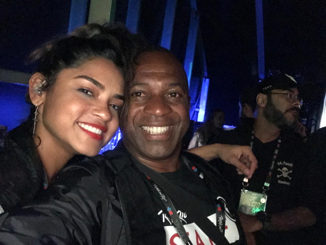 Lucy Alves e França